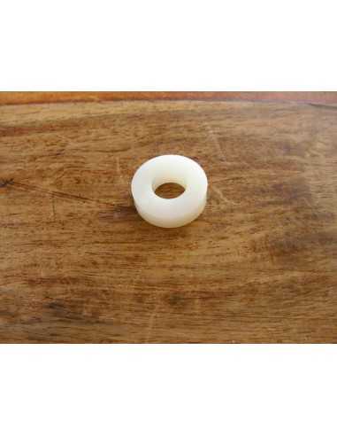 Nacra Shroud Shackle Spacers Nacra Shroud Shackle Spacers