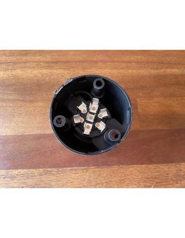 Prise Remorque 7 broches 12V Femelle Cosses Prise Remorque 7 broches 12V Femelle Cosses