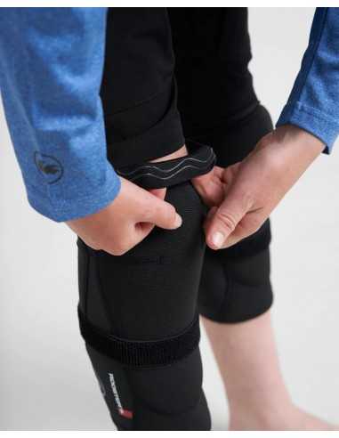 Rooster Race Armour Knee Pads Junior ROO133332 H2O Sensations Rooster Race Armour Knee Pads Junior ROO133332 H2O Sensations